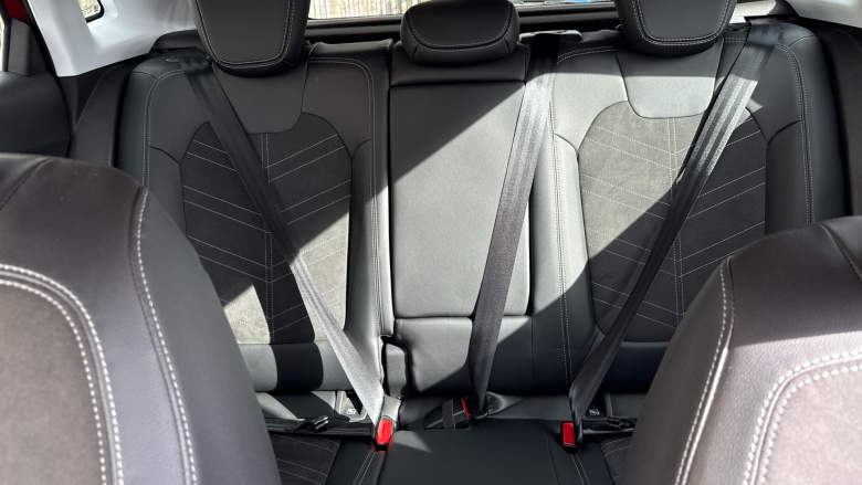 Vauxhall Grandland 1.2 Turbo Ultimate 5dr Petrol Hatchback